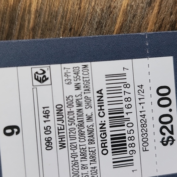 Universal Thread Sandals, 9 - Picture 3 of 7